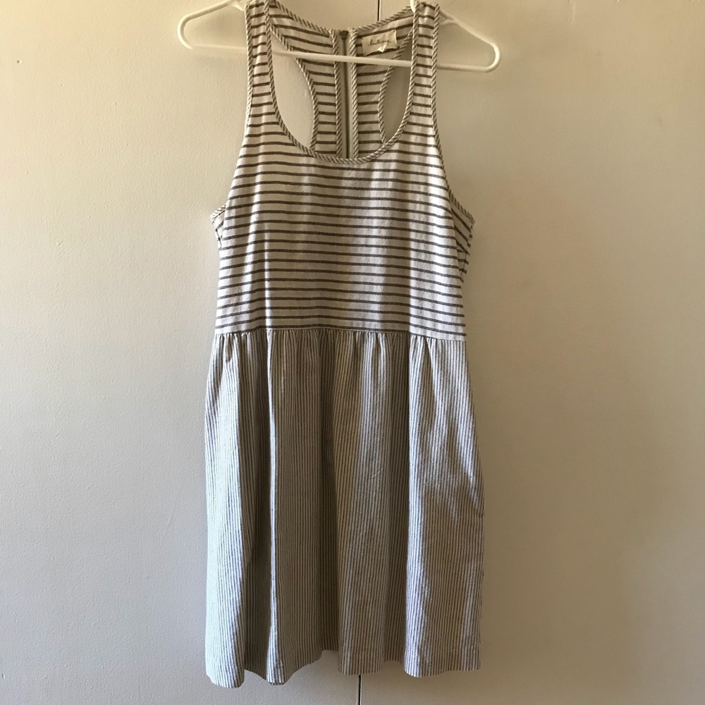 Lou & Grey beautiful Linen Dress